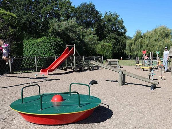 Mobil Home Xxl2 4 Chambres - Camping Les Bois Du Bardelet Poilly-lez-Gien Экстерьер фото