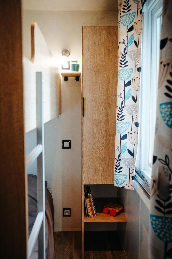 Mobil Home Xxl2 4 Chambres - Camping Les Bois Du Bardelet Poilly-lez-Gien Экстерьер фото